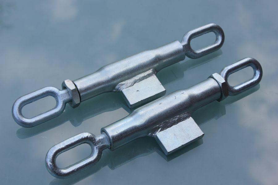 2 x Stück Spannschloss M18 x 2,5mm Stabilisatorketten Unterlenker Hülse 135mm